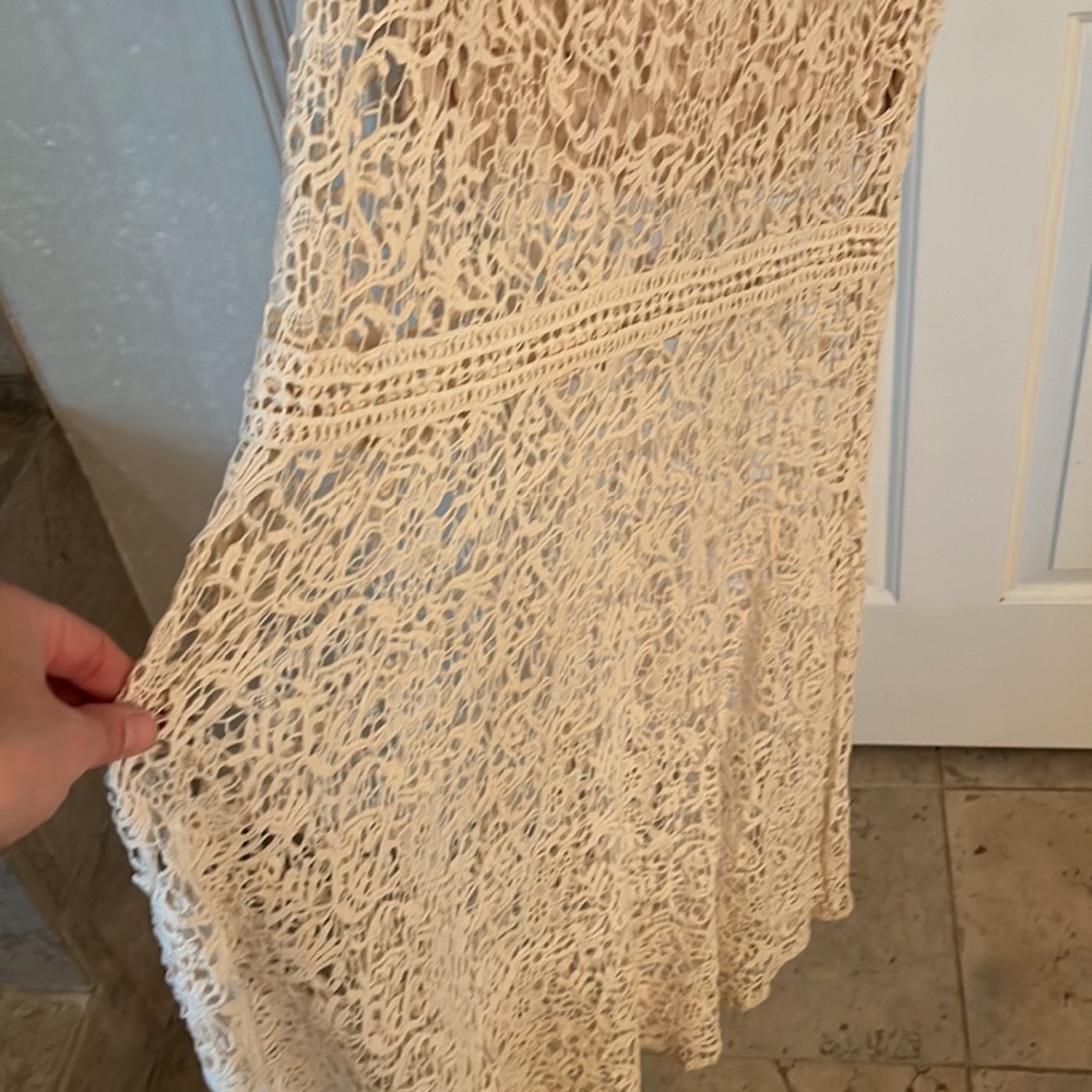 Beautiful lace dress - worn once! - Picture 5 of 6